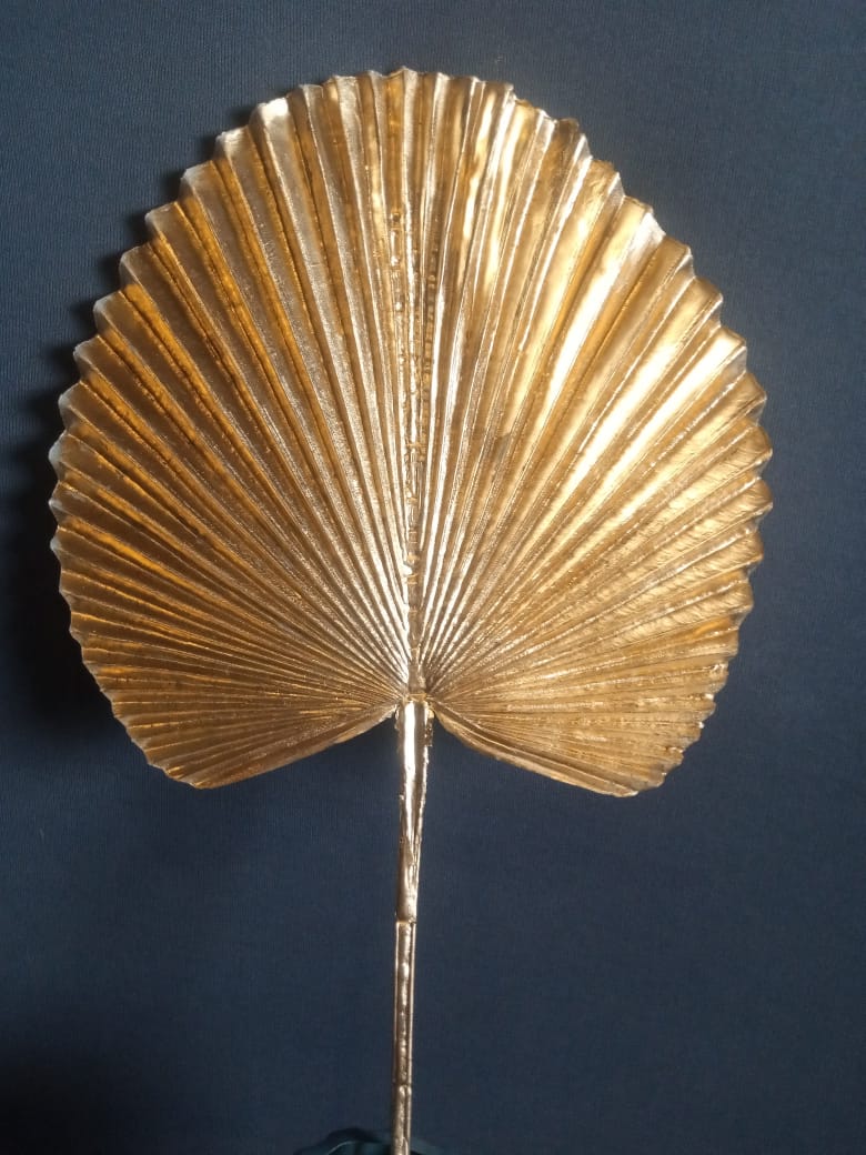 Golden Ruffled Fan Palm Stem